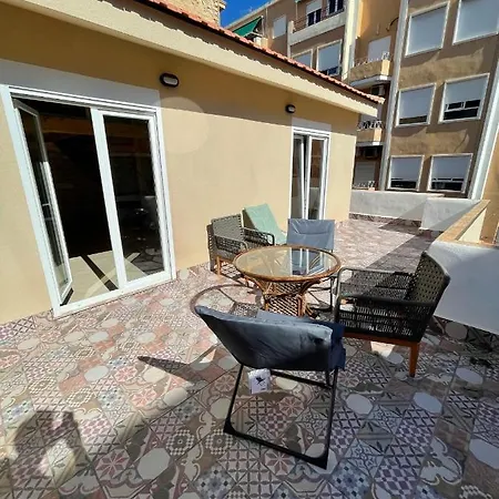 Hotel apartamentowy Soho Boho - With Sunny Rooftop Terrace And Fiber Optic Internet Alicante
