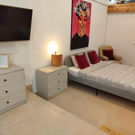 Hotel apartamentowy Soho Boho - With Sunny Rooftop Terrace And Fiber Optic Internet *
