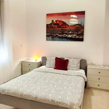 Soho Boho - With Sunny Rooftop Terrace And Fiber Optic Internet Alicante